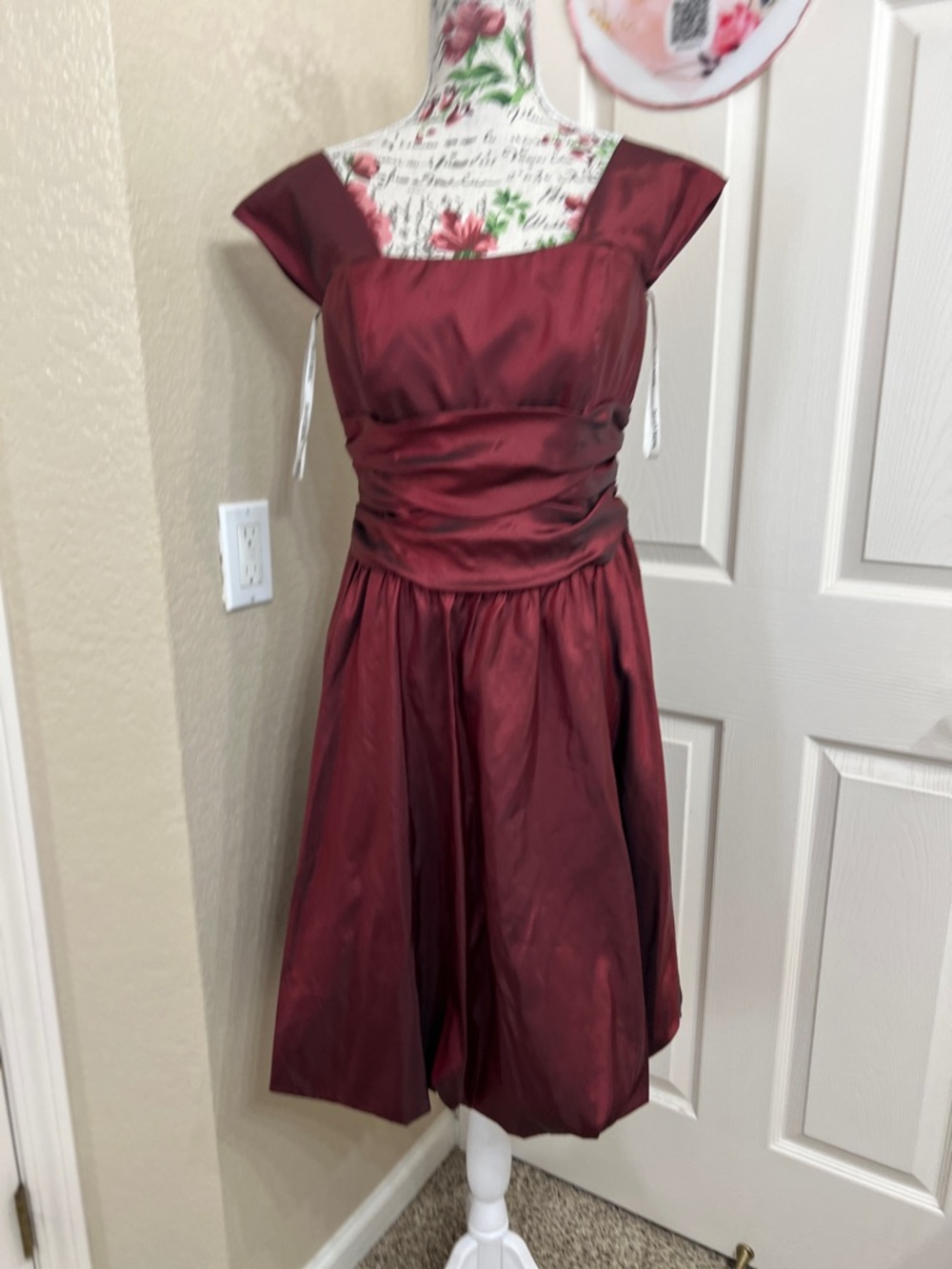 David's Bridal Wine Satin Cap Sleeve Prom Dress Size 10